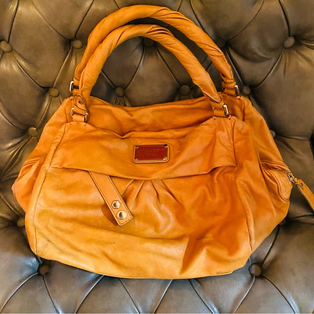 MARC JACOBS HOBO BAG